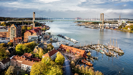 Bild von Klippan und der Göta älv Brücke in Göteborg